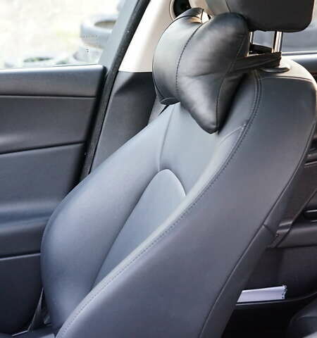 Черный Ягуар XE, объемом двигателя 2 л и пробегом 95 тыс. км за 21000 $, фото 16 на Automoto.ua