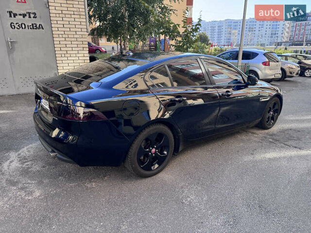 Чорний Ягуар XE, об'ємом двигуна 2 л та пробігом 115 тис. км за 13500 $, фото 8 на Automoto.ua