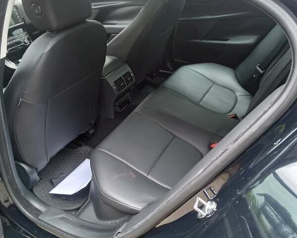 Черный Ягуар XE, объемом двигателя 2 л и пробегом 125 тыс. км за 18000 $, фото 11 на Automoto.ua
