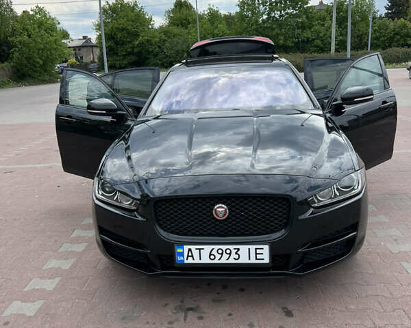 Черный Ягуар XE, объемом двигателя 2 л и пробегом 140 тыс. км за 17500 $, фото 21 на Automoto.ua