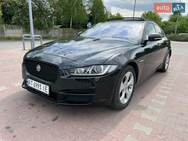 Черный Ягуар XE, объемом двигателя 2 л и пробегом 140 тыс. км за 17500 $, фото 12 на Automoto.ua