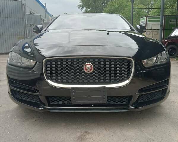 Черный Ягуар XE, объемом двигателя 2 л и пробегом 125 тыс. км за 18000 $, фото 14 на Automoto.ua