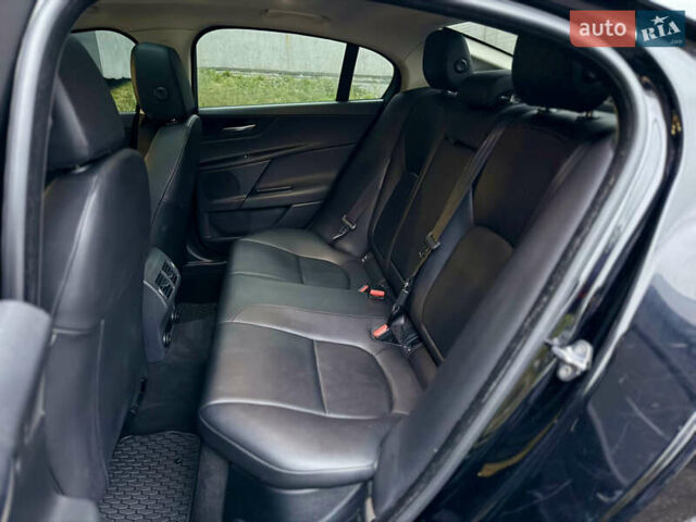 Черный Ягуар XE, объемом двигателя 2 л и пробегом 139 тыс. км за 14000 $, фото 15 на Automoto.ua