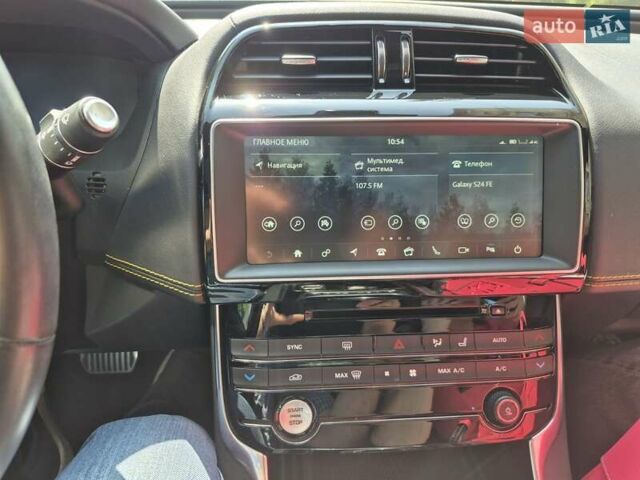 Чорний Ягуар XE, об'ємом двигуна 2 л та пробігом 58 тис. км за 25000 $, фото 9 на Automoto.ua