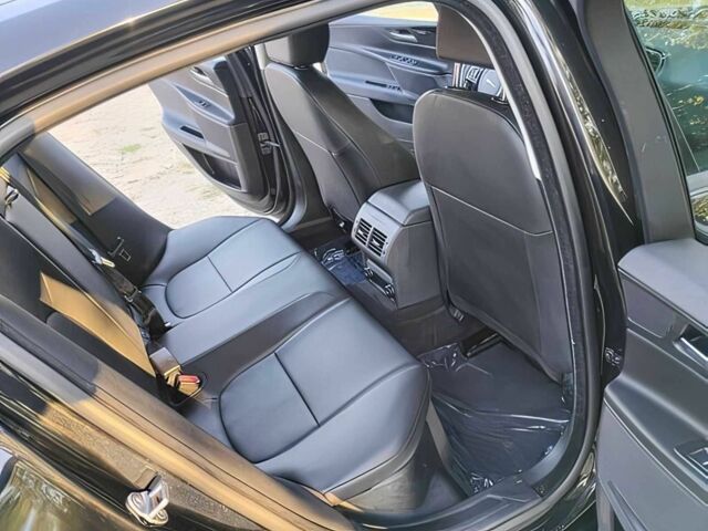 Чорний Ягуар XE, об'ємом двигуна 2 л та пробігом 49 тис. км за 6900 $, фото 12 на Automoto.ua