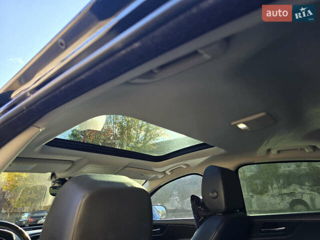 Черный Ягуар XE, объемом двигателя 2 л и пробегом 107 тыс. км за 18800 $, фото 27 на Automoto.ua