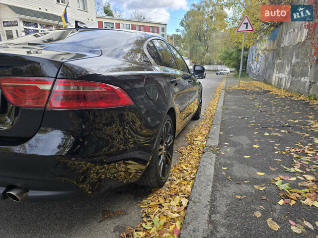 Черный Ягуар XE, объемом двигателя 2 л и пробегом 107 тыс. км за 18800 $, фото 11 на Automoto.ua