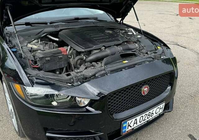 Черный Ягуар XE, объемом двигателя 2 л и пробегом 65 тыс. км за 17200 $, фото 23 на Automoto.ua