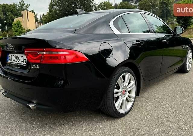 Черный Ягуар XE, объемом двигателя 2 л и пробегом 65 тыс. км за 17200 $, фото 22 на Automoto.ua