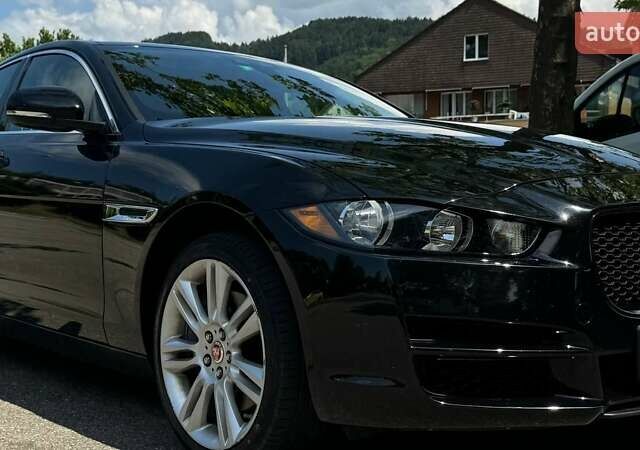 Черный Ягуар XE, объемом двигателя 2 л и пробегом 65 тыс. км за 17200 $, фото 27 на Automoto.ua