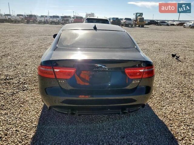 Черный Ягуар XE, объемом двигателя 2 л и пробегом 146 тыс. км за 3600 $, фото 4 на Automoto.ua