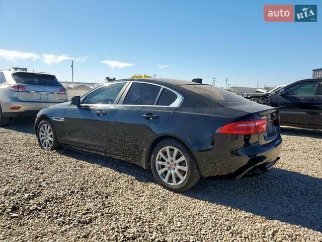 Черный Ягуар XE, объемом двигателя 2 л и пробегом 146 тыс. км за 3600 $, фото 3 на Automoto.ua