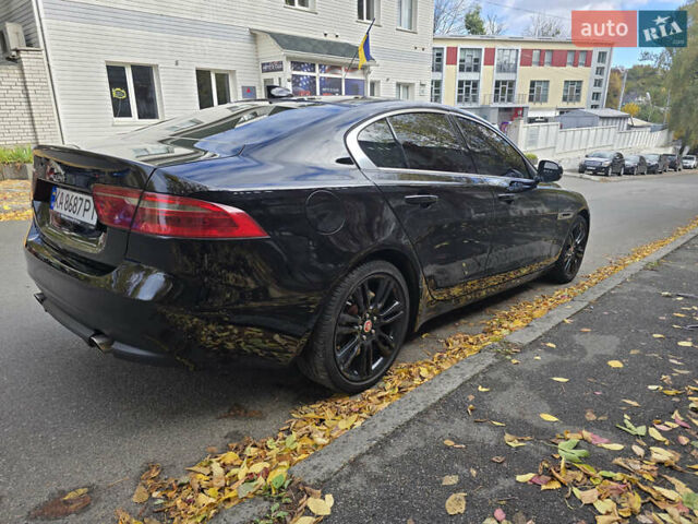 Черный Ягуар XE, объемом двигателя 2 л и пробегом 107 тыс. км за 18800 $, фото 13 на Automoto.ua