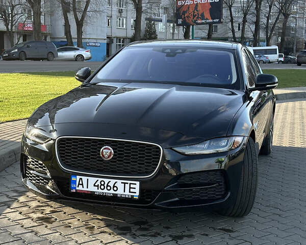 Чорний Ягуар XE, об'ємом двигуна 2 л та пробігом 16 тис. км за 26300 $, фото 7 на Automoto.ua