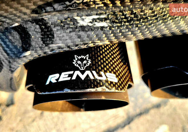 Красный Ягуар XE, объемом двигателя 2 л и пробегом 74 тыс. км за 16300 $, фото 16 на Automoto.ua