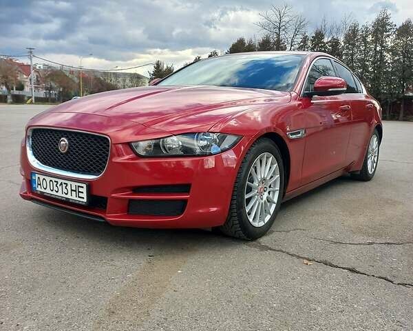 Червоний Ягуар XE, об'ємом двигуна 2 л та пробігом 300 тис. км за 15500 $, фото 6 на Automoto.ua