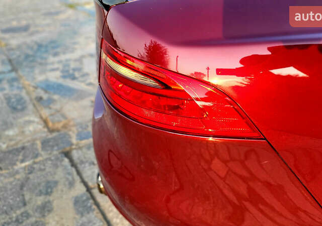 Красный Ягуар XE, объемом двигателя 2 л и пробегом 74 тыс. км за 16300 $, фото 15 на Automoto.ua