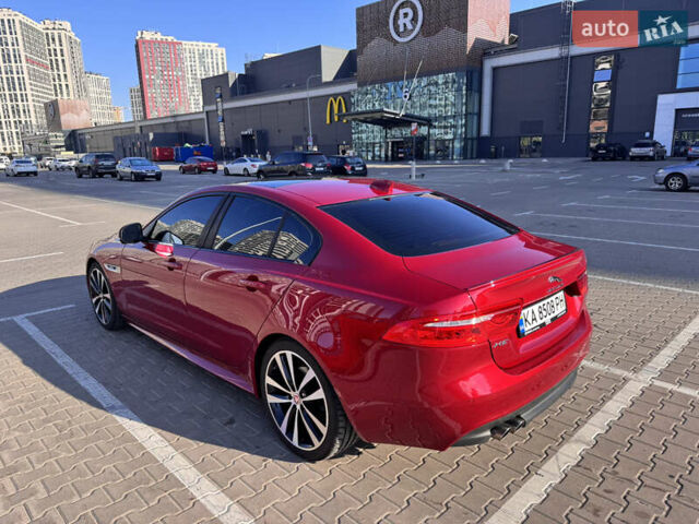 Красный Ягуар XE, объемом двигателя 2 л и пробегом 142 тыс. км за 18500 $, фото 17 на Automoto.ua