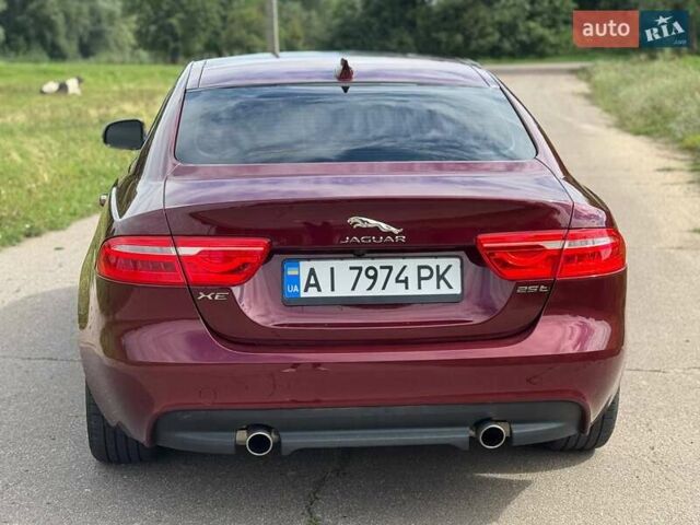 Червоний Ягуар XE, об'ємом двигуна 2 л та пробігом 90 тис. км за 14500 $, фото 19 на Automoto.ua