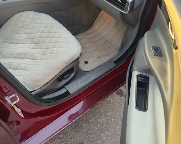 Красный Ягуар XE, объемом двигателя 2 л и пробегом 103 тыс. км за 14999 $, фото 34 на Automoto.ua