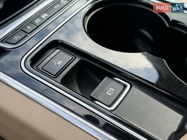 Червоний Ягуар XE, об'ємом двигуна 2 л та пробігом 90 тис. км за 14500 $, фото 68 на Automoto.ua