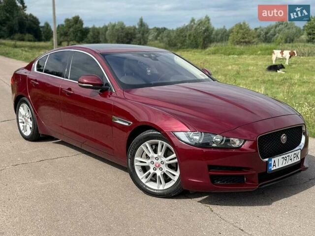 Червоний Ягуар XE, об'ємом двигуна 2 л та пробігом 90 тис. км за 14500 $, фото 7 на Automoto.ua