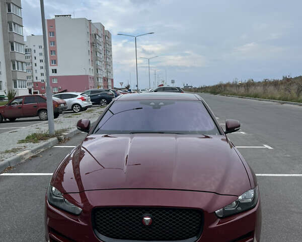 Ягуар XE 2016 у Вінниці на Automoto.ua Червоний Ягуар XE, об'ємом двигуна 2 л та пробігом 164 тис. км за 14000 $, фото 2 на Automoto.ua
