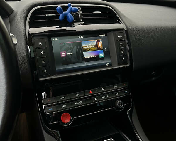 Ягуар XE 2016 у Вінниці на Automoto.ua Червоний Ягуар XE, об'ємом двигуна 2 л та пробігом 164 тис. км за 14000 $, фото 19 на Automoto.ua