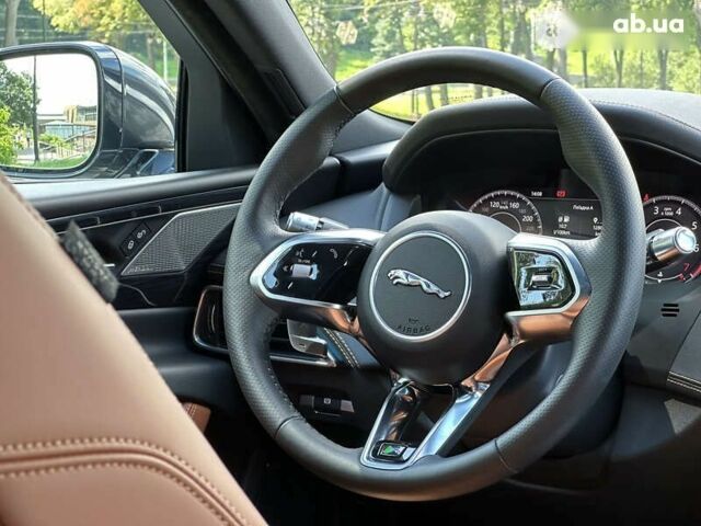 Ягуар XE, объемом двигателя 2 л и пробегом 23 тыс. км за 41890 $, фото 28 на Automoto.ua