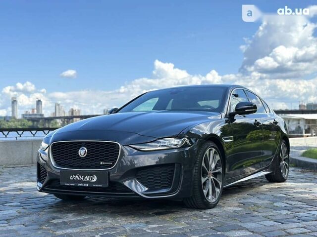 Ягуар XE, объемом двигателя 2 л и пробегом 23 тыс. км за 41890 $, фото 2 на Automoto.ua