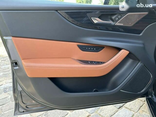 Ягуар XE, объемом двигателя 2 л и пробегом 23 тыс. км за 41890 $, фото 21 на Automoto.ua