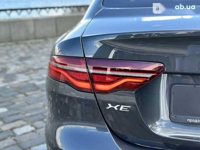 Ягуар XE, объемом двигателя 2 л и пробегом 23 тыс. км за 41890 $, фото 8 на Automoto.ua