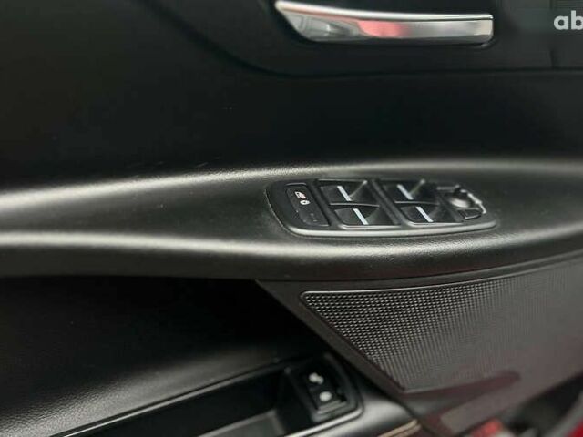 Ягуар XE, объемом двигателя 2 л и пробегом 188 тыс. км за 15300 $, фото 11 на Automoto.ua