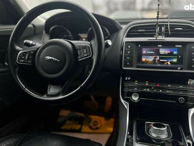 Ягуар XE, объемом двигателя 2 л и пробегом 188 тыс. км за 15300 $, фото 17 на Automoto.ua