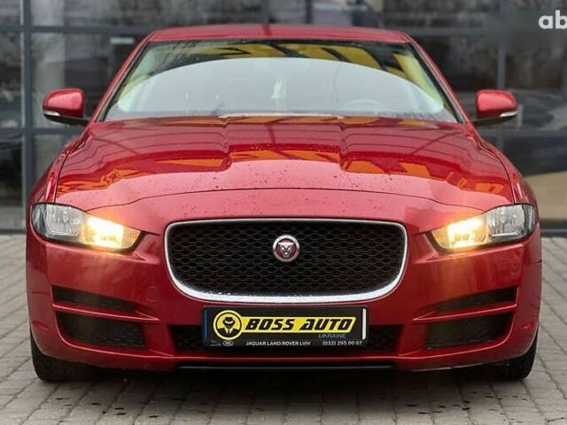 Ягуар XE, объемом двигателя 2 л и пробегом 178 тыс. км за 17200 $, фото 1 на Automoto.ua