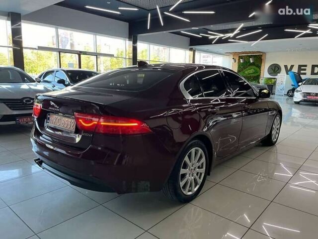 Ягуар XE, объемом двигателя 2 л и пробегом 107 тыс. км за 15500 $, фото 2 на Automoto.ua