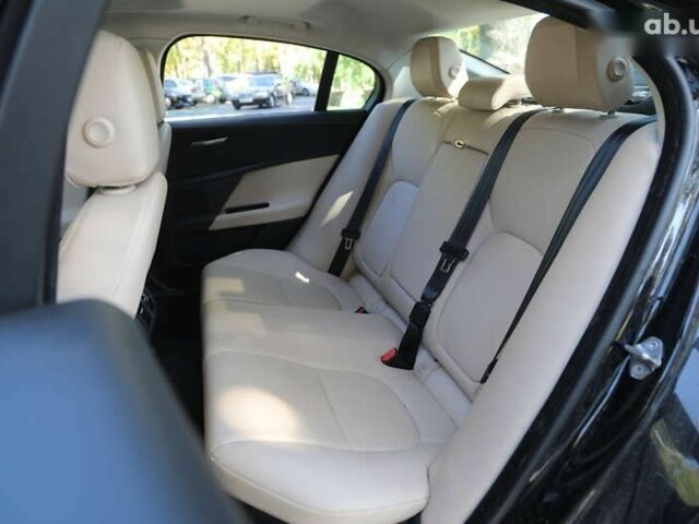 Ягуар XE, об'ємом двигуна 2 л та пробігом 128 тис. км за 16500 $, фото 7 на Automoto.ua