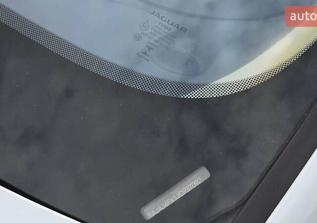 Ягуар XE, об'ємом двигуна 2 л та пробігом 131 тис. км за 14500 $, фото 12 на Automoto.ua