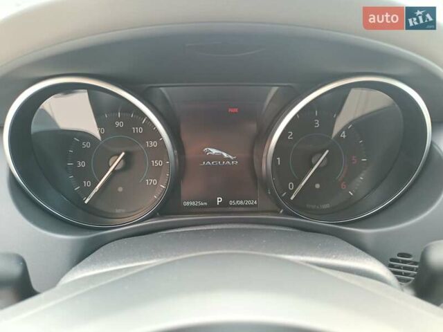 Ягуар XE, объемом двигателя 2 л и пробегом 89 тыс. км за 19600 $, фото 39 на Automoto.ua