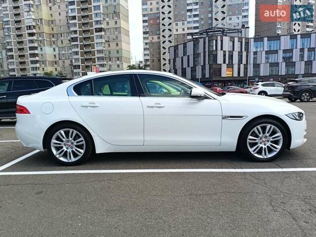 Ягуар XE, объемом двигателя 2 л и пробегом 89 тыс. км за 19600 $, фото 6 на Automoto.ua