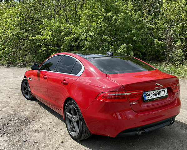 Ягуар XE, объемом двигателя 2 л и пробегом 52 тыс. км за 20300 $, фото 4 на Automoto.ua