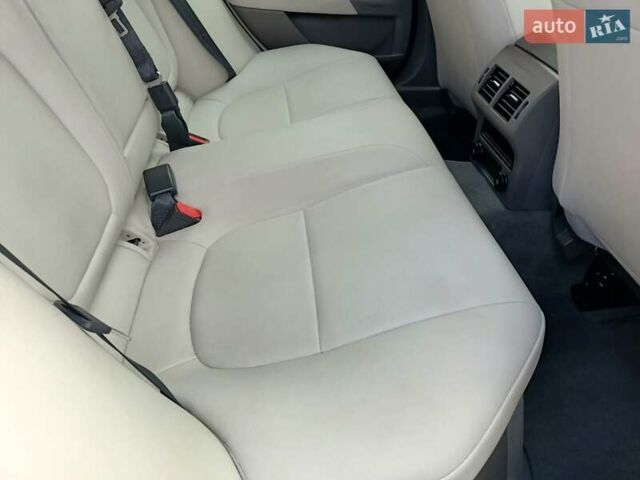 Ягуар XE, объемом двигателя 2 л и пробегом 89 тыс. км за 19600 $, фото 34 на Automoto.ua