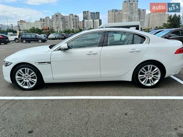 Ягуар XE, объемом двигателя 2 л и пробегом 89 тыс. км за 19600 $, фото 5 на Automoto.ua