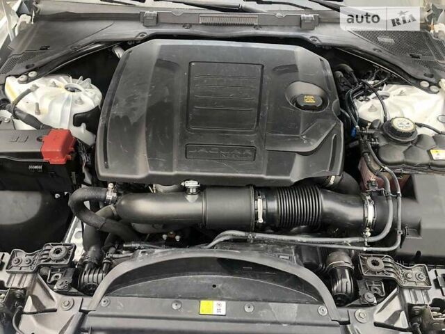Ягуар XE, об'ємом двигуна 2 л та пробігом 42 тис. км за 21500 $, фото 29 на Automoto.ua