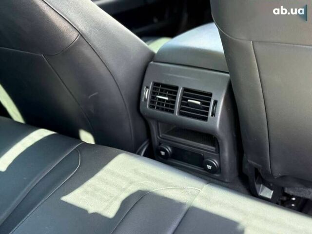 Ягуар XE, объемом двигателя 2 л и пробегом 137 тыс. км за 14900 $, фото 22 на Automoto.ua