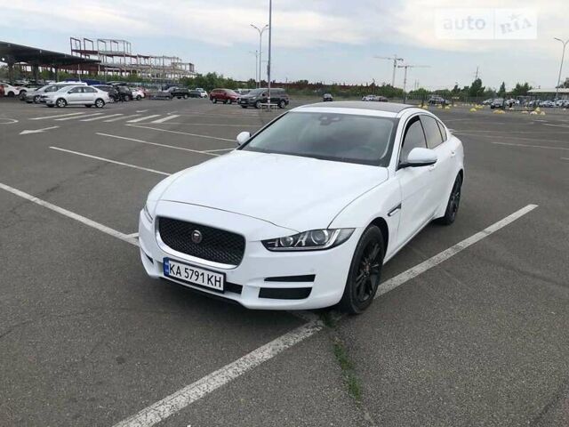 Ягуар XE, об'ємом двигуна 2 л та пробігом 42 тис. км за 21500 $, фото 4 на Automoto.ua