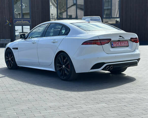 Ягуар XE, объемом двигателя 0 л и пробегом 1 тыс. км за 46499 $, фото 4 на Automoto.ua