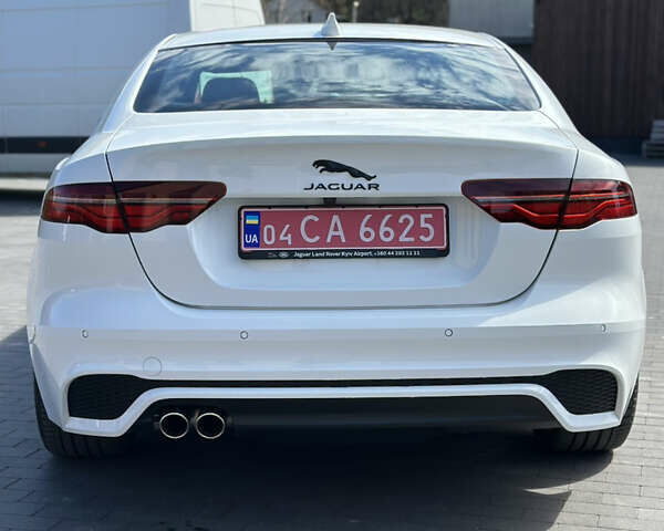 Ягуар XE, объемом двигателя 0 л и пробегом 1 тыс. км за 46499 $, фото 3 на Automoto.ua
