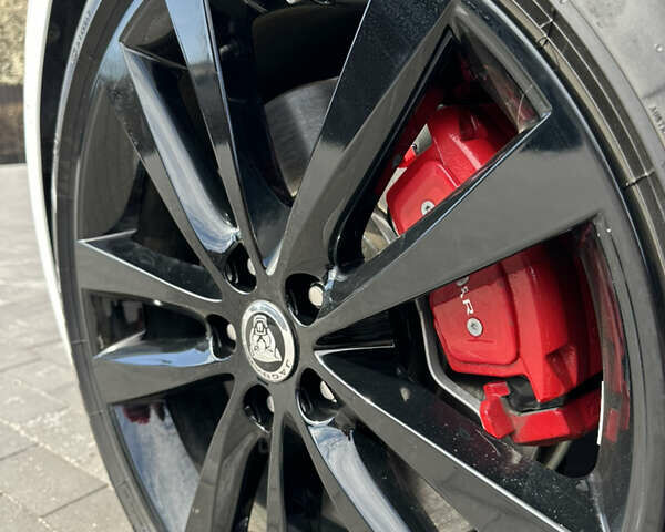 Ягуар XE, объемом двигателя 0 л и пробегом 1 тыс. км за 46499 $, фото 8 на Automoto.ua