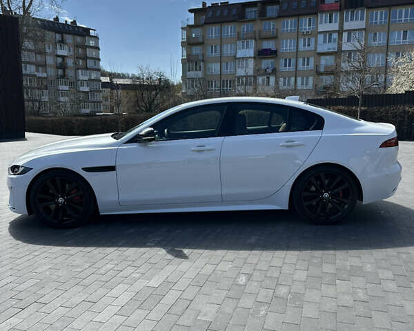 Ягуар XE, объемом двигателя 0 л и пробегом 1 тыс. км за 46499 $, фото 2 на Automoto.ua